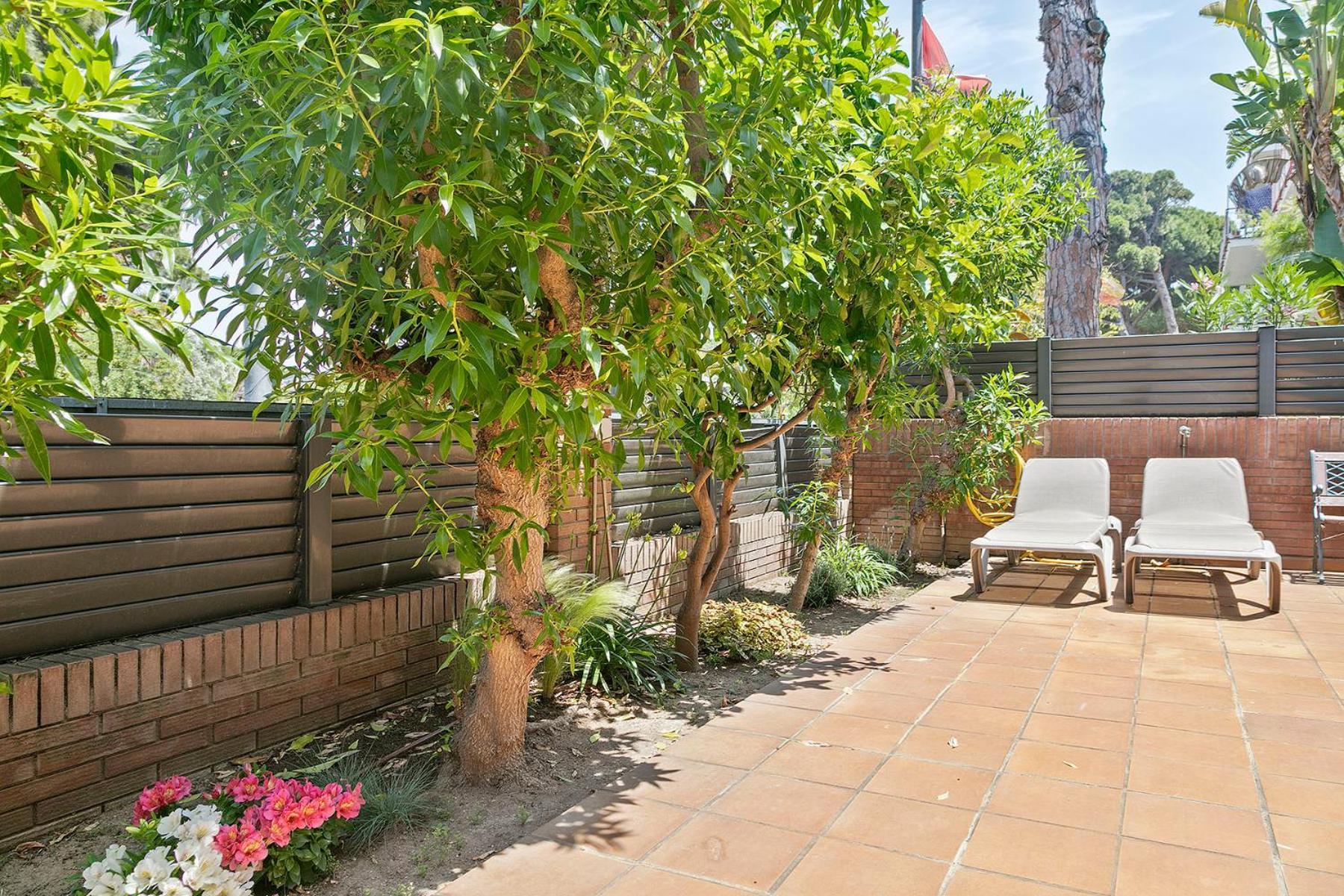 Apartamentos Velor กาสเตย์เดเฟลส์ ภายนอก รูปภาพ
