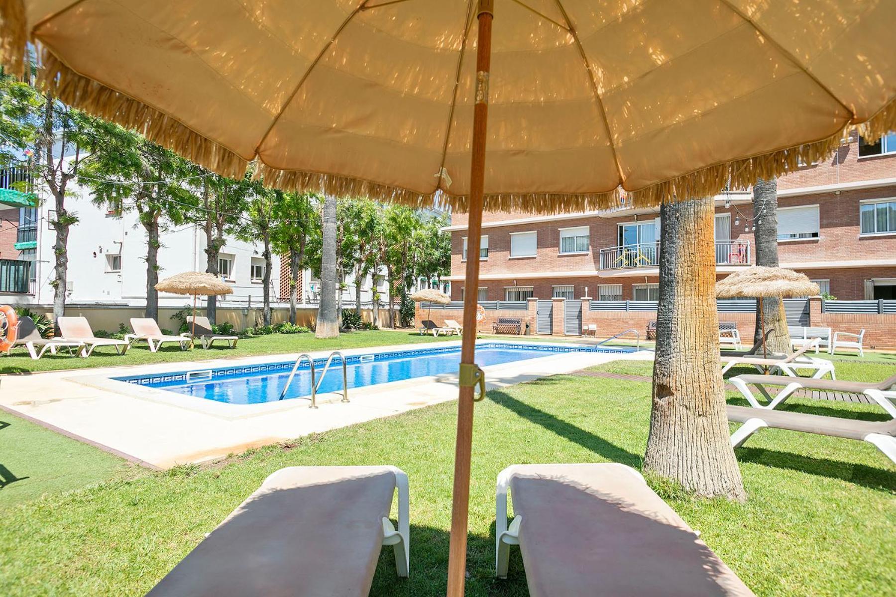 Apartamentos Velor กาสเตย์เดเฟลส์ ภายนอก รูปภาพ